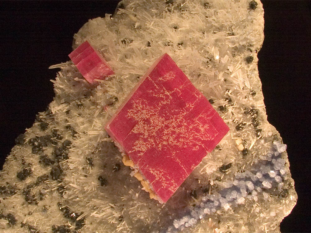 The Alma King is the largest known rhodochrosite crystal