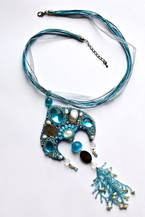 Bead art by Margarita Kruchinina