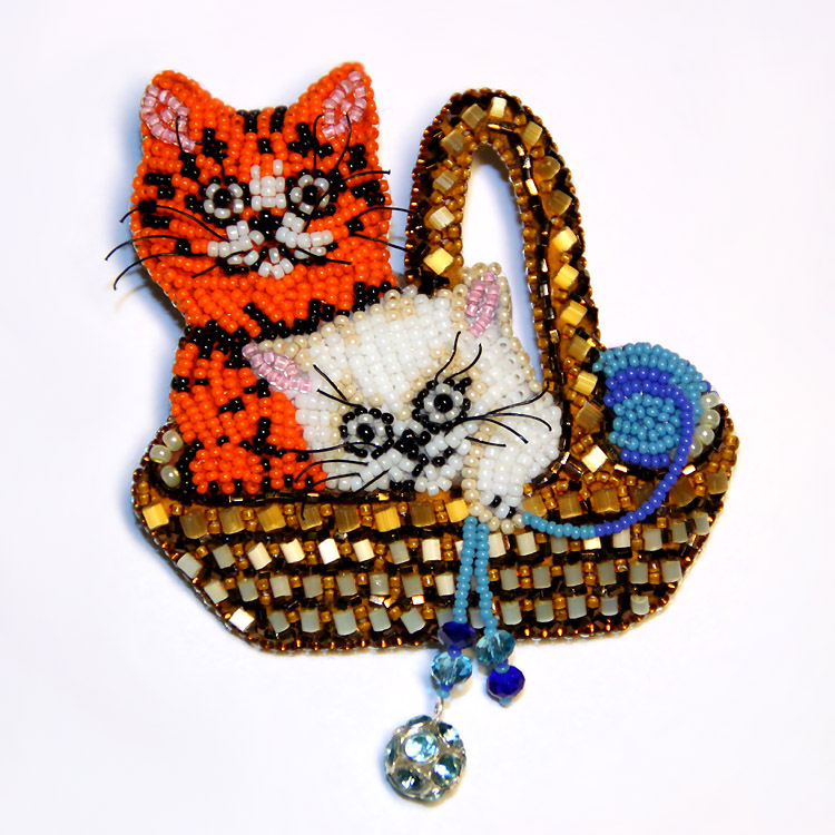 Beadwork by Lyubov Tyurina