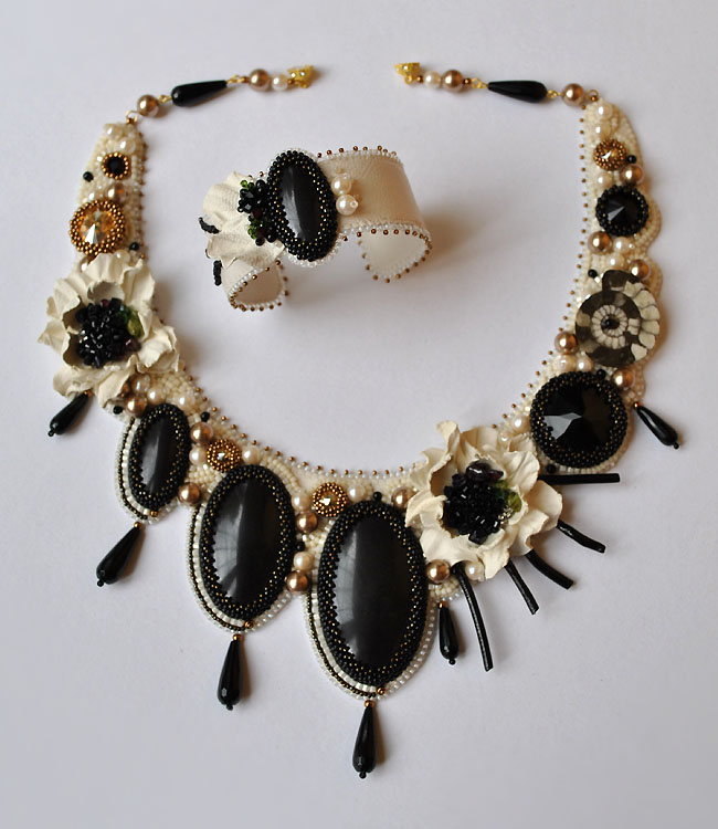Beadwork by Marina Nasyrova