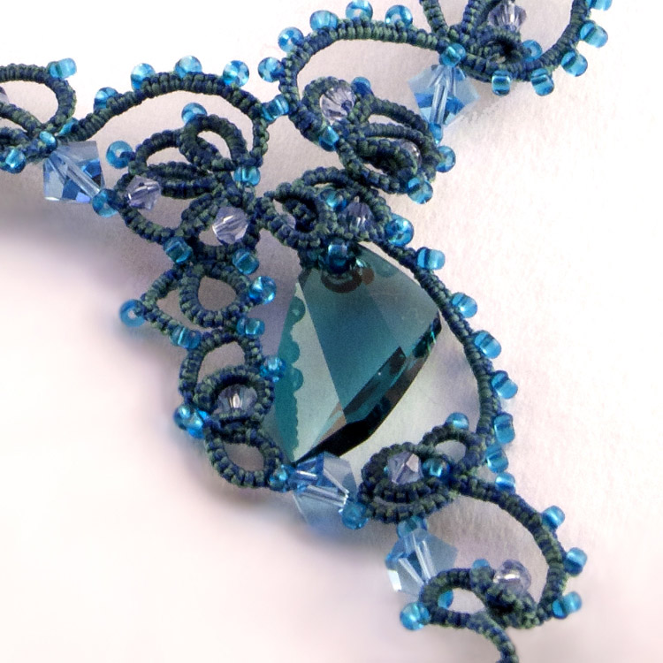 Beadwork by Maria Konoshenko