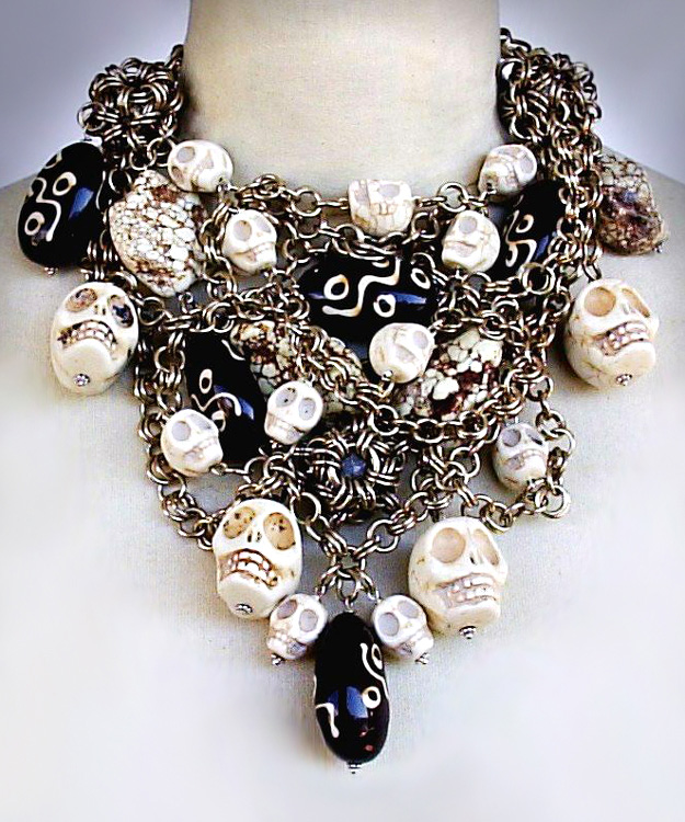 Bridge jewelry by Luis Vallejo