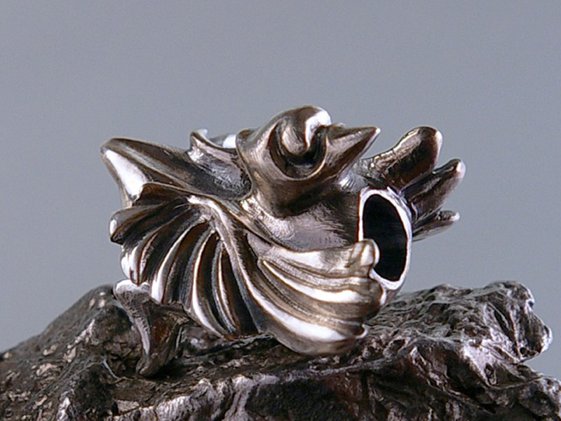 Silver beads by Michael Ivanov