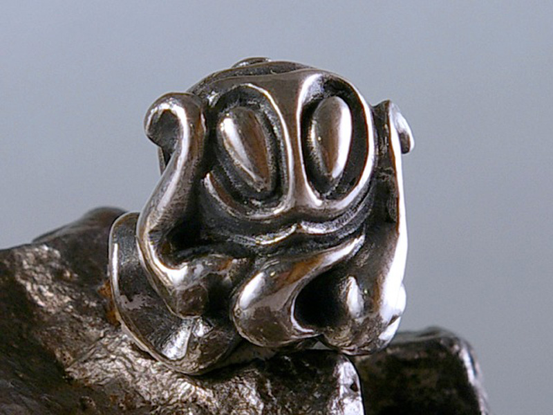 Silver beads by Michael Ivanov