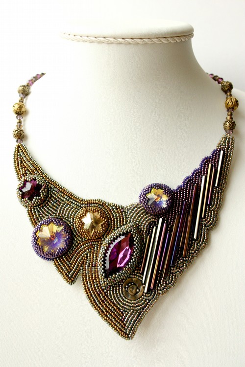 Bead artwork by Alla Maslennikova