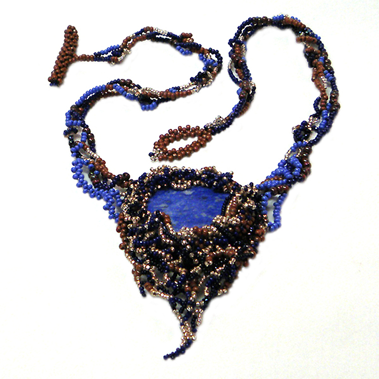 Free-form jewelry in lapis lazuli by Zoya Gutina