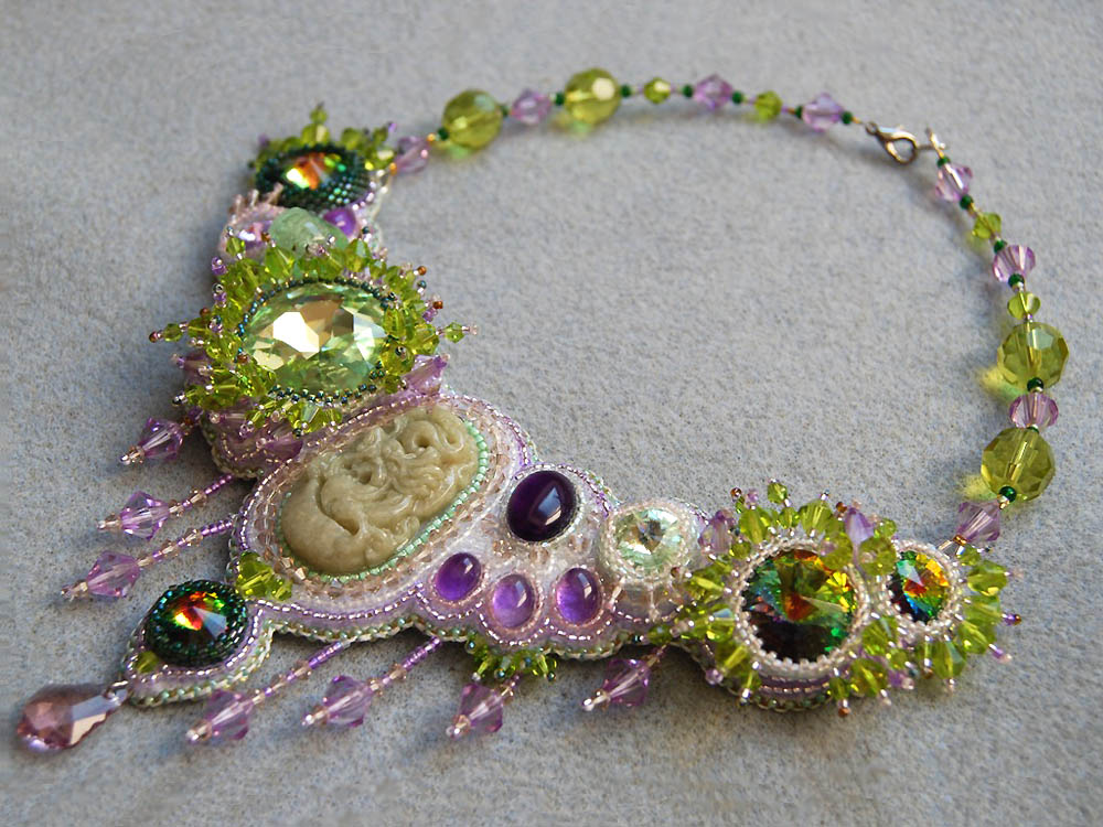 Bead embroidery by Nadya Gerber