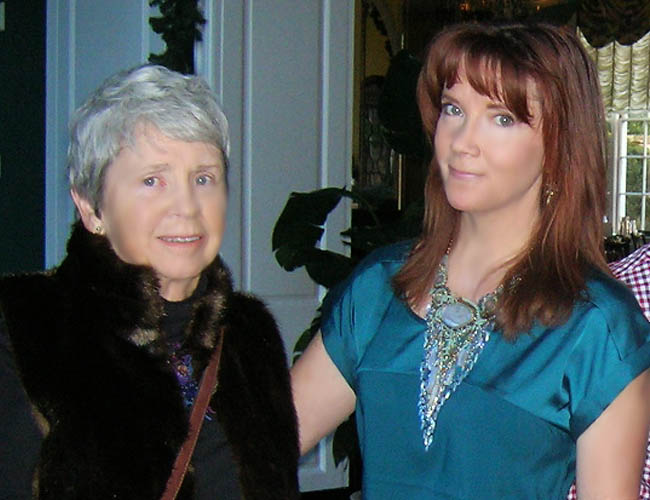 Bead artists Gladys and Wendy Seaward