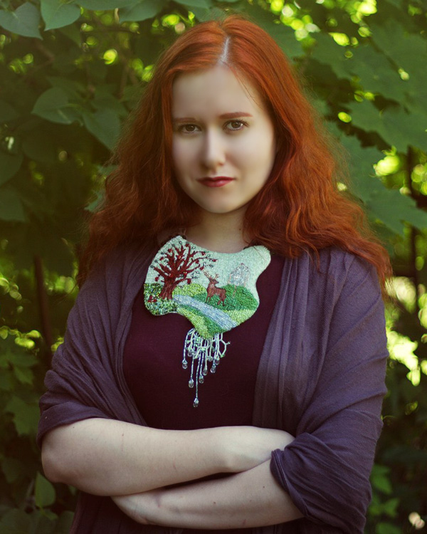 Bead artist Ksenia Krutikova