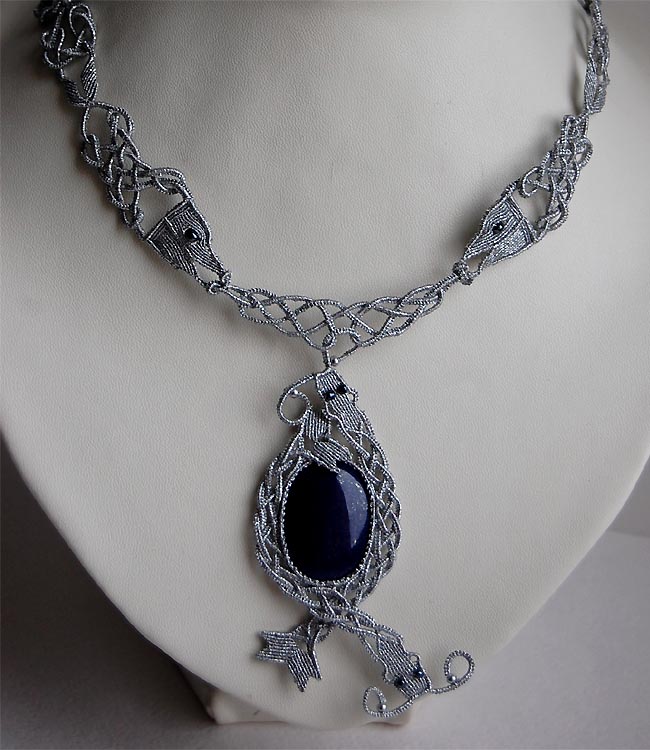 Micro-macrame jewelry by Elena Miklush