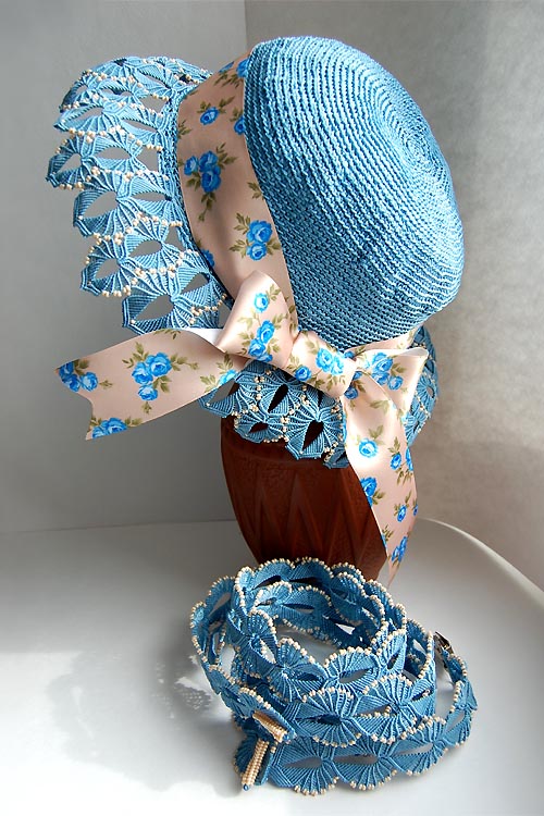 Micro-macrame jewelry by Elena Miklush