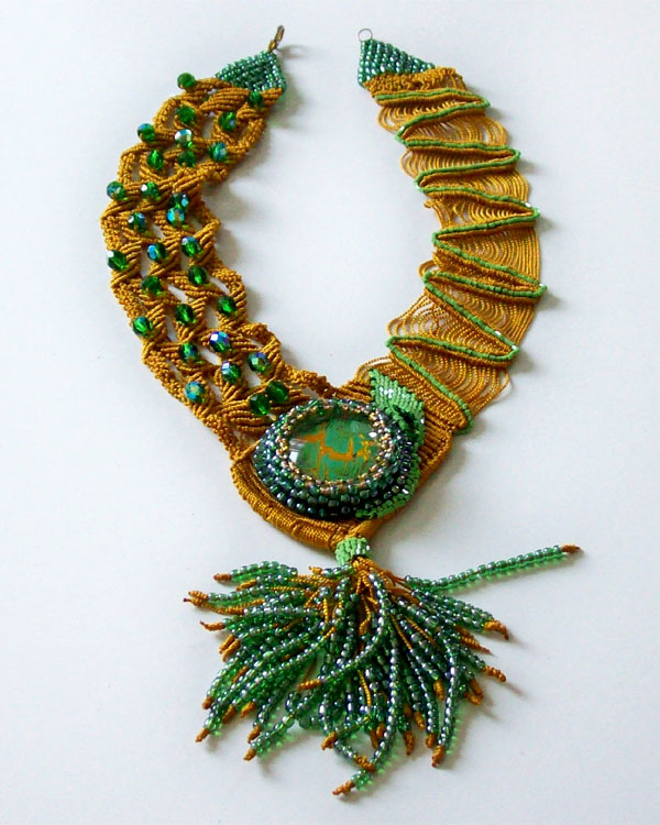 Micro-macrame jewelry by Lyubov Pavlova