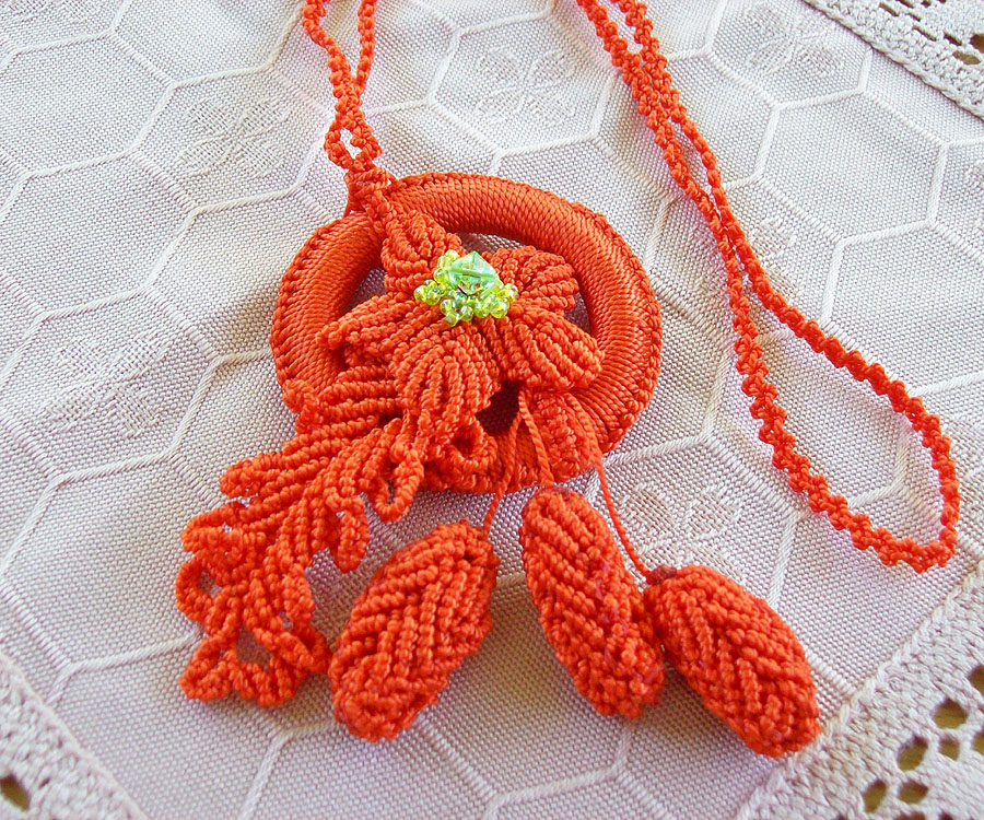 Micro-macrame jewelry by Lyubov Pavlova