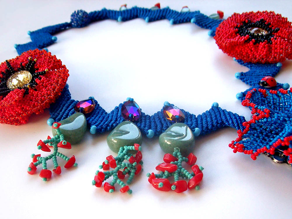 Micro-macrame jewelry by Lyubov Pavlova