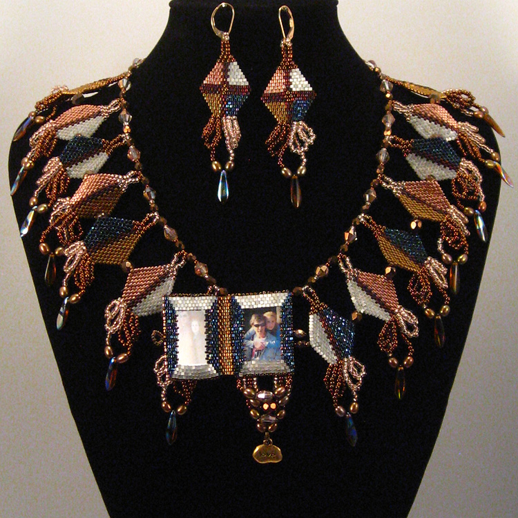 Beadwork by Anja Schlotman