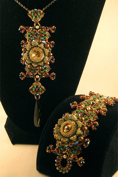 Beadwork by Anja Schlotman