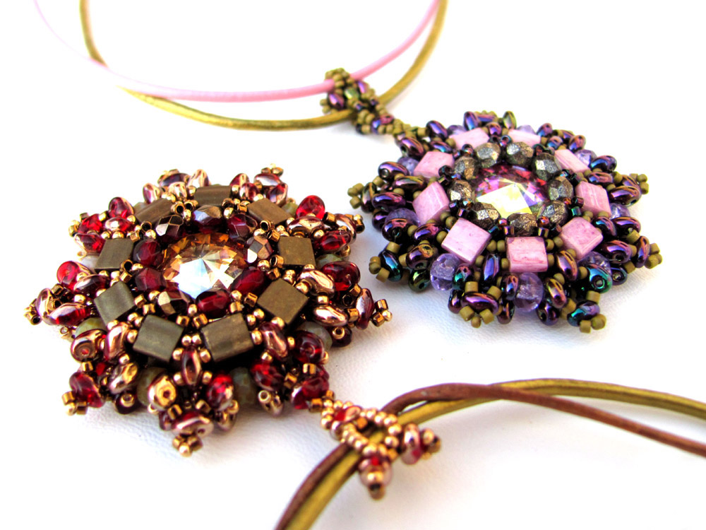 Beaded jewelry by Eva Dobos