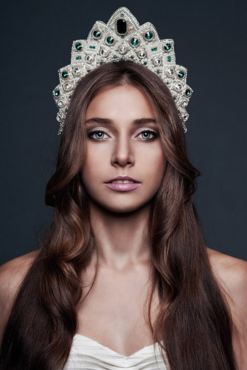 Beaded jewelry by  Irina Chikineva