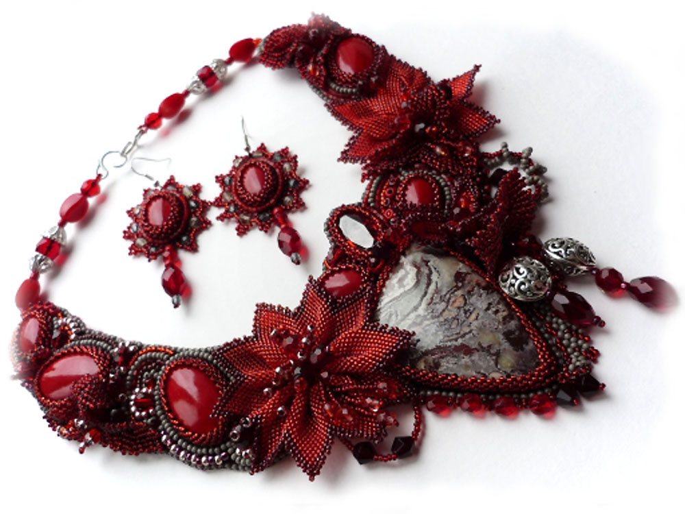 Beaded jewelry by  Irina Chikineva