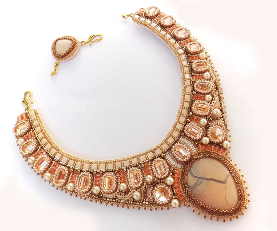 Beaded jewelry by  Irina Chikineva