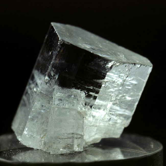 Goshenite crystal