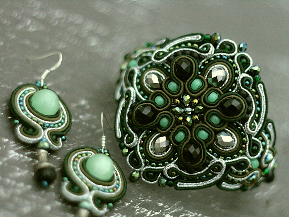 Beadworks by Julia Izerskaya
