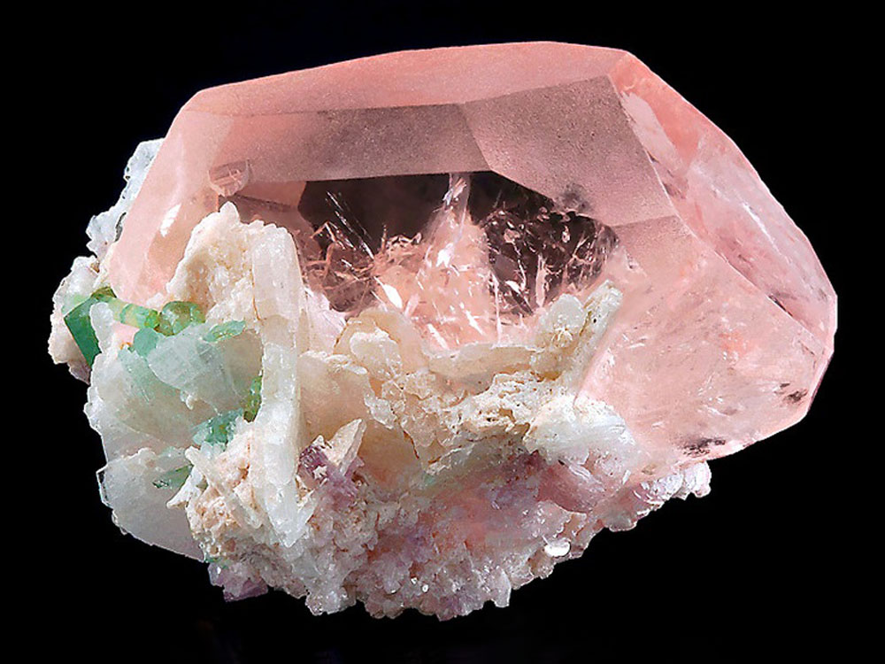 Morganite crystal