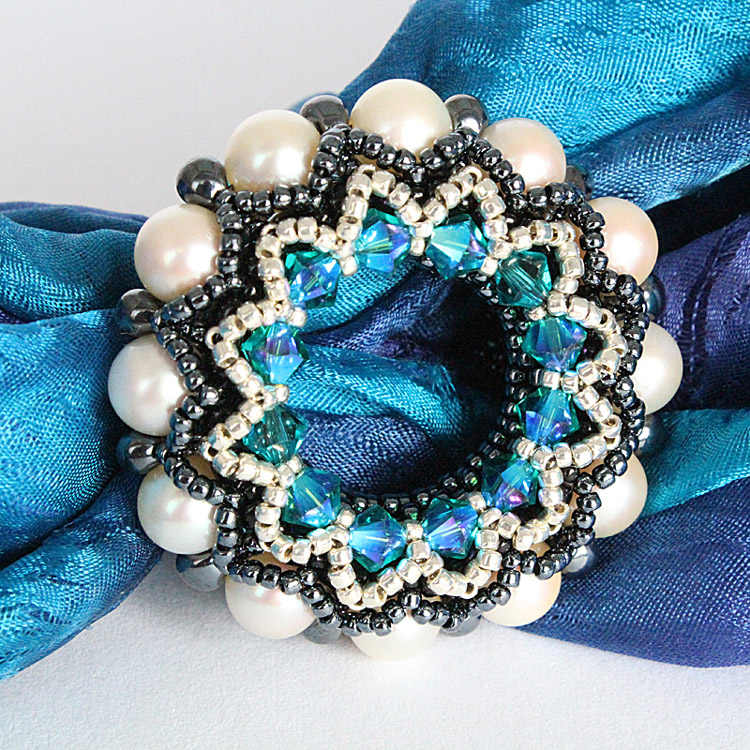 Beaded jewelry by Elena Markovski