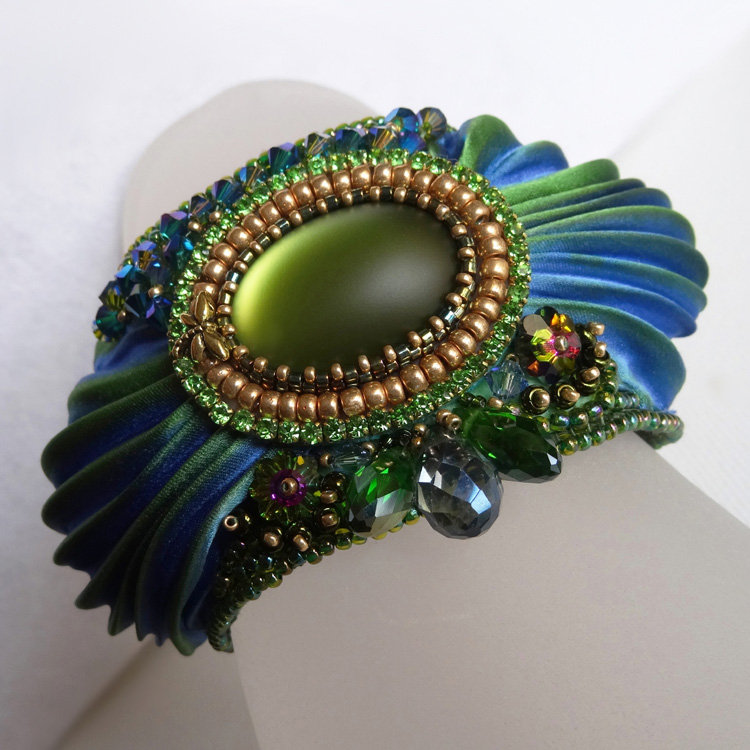 Beaded jewelry by Monica Vinci