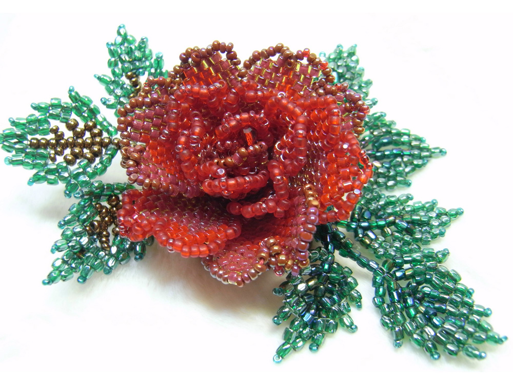 Beaded jewelry by Masako Saito