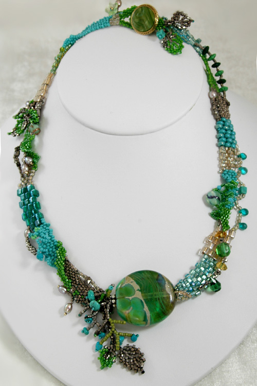 Beaded jewelry by Masako Saito
