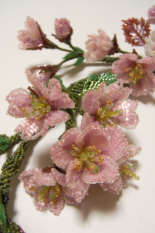 Beaded jewelry by Masako Saito