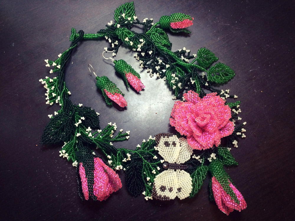 Beadworks by Anna Master