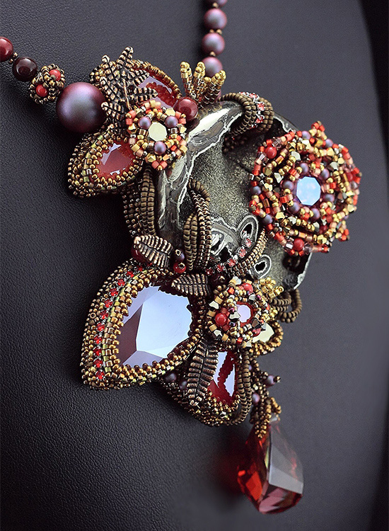 Beadwork by Apollinariya Koprivnik