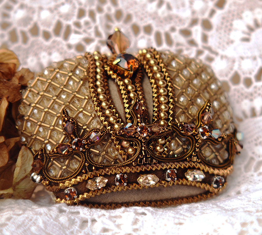 Beadwork by Anastasia Kulakova