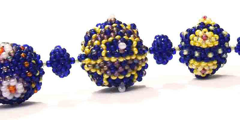 Beaded beads jewelry by Svetlana Rogatykh