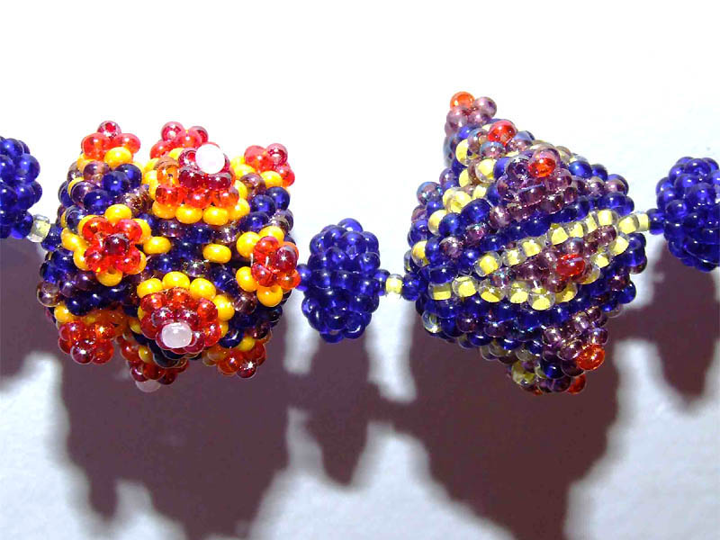 Beaded beads jewelry by Svetlana Rogatykh
