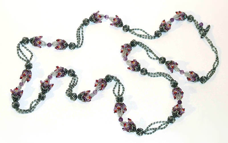 Beaded beads jewelry by Svetlana Rogatykh