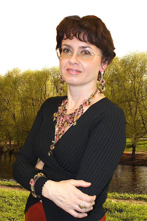 Svetlana Nebolsina and her bead paintings