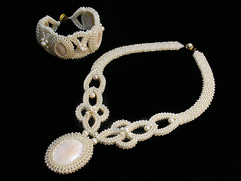 Beaded jewelry by Galina Grebenschikova