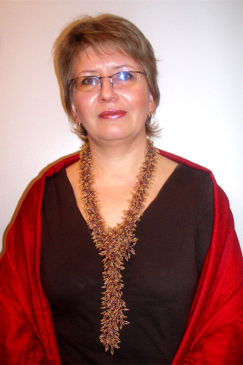 Beaded artist Olga Lizunova