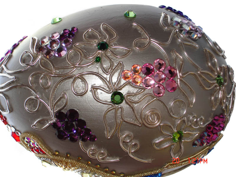 Beaded Easter eggs by Natalia Shnitser