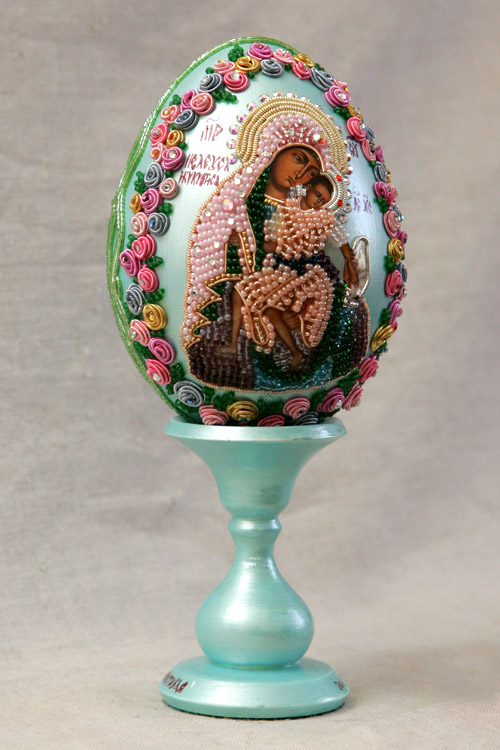 Beaded Easter eggs by Natalia Shnitser