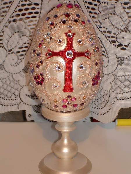 Beaded Easter eggs by Natalia Shnitser