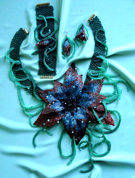 Beaded necklace by Galina Bursuk