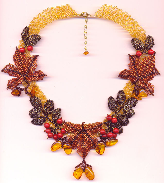 Beaded necklace by Olga Makhonova