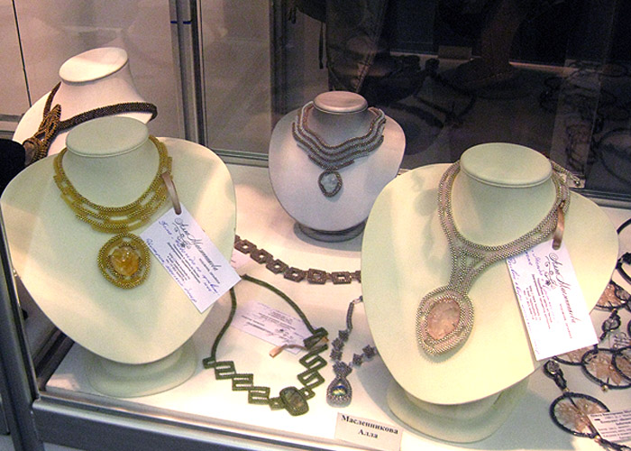 Beaded jewelry by Alla Maslennikova