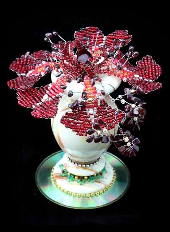 Beaded flowers by Natalia Bulba