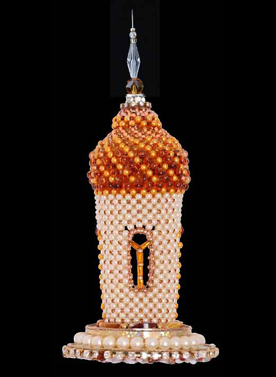 Beaded sculpture by Natalia Bulba